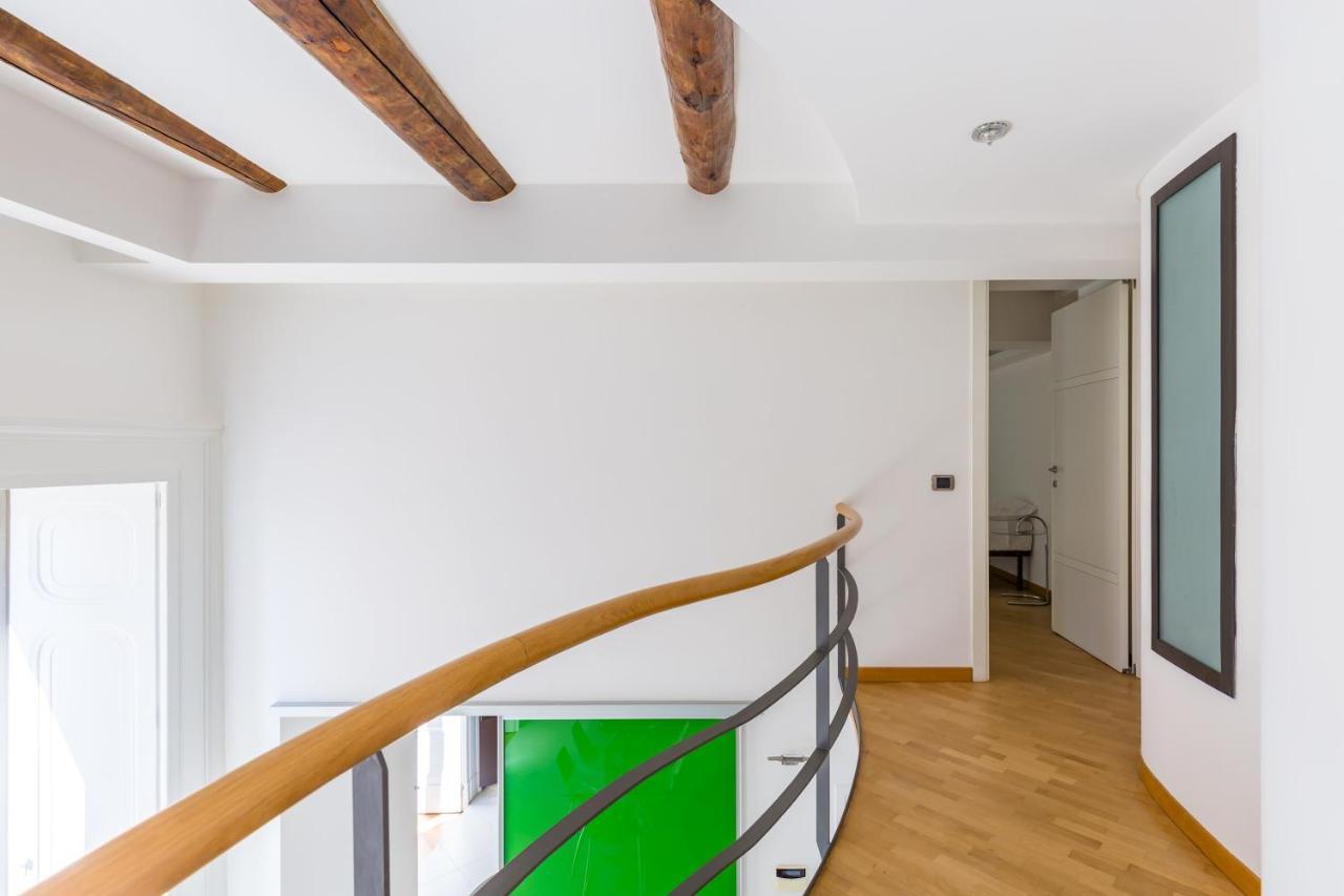 Design & Studio Duplex At National Museum Naples Exterior photo
