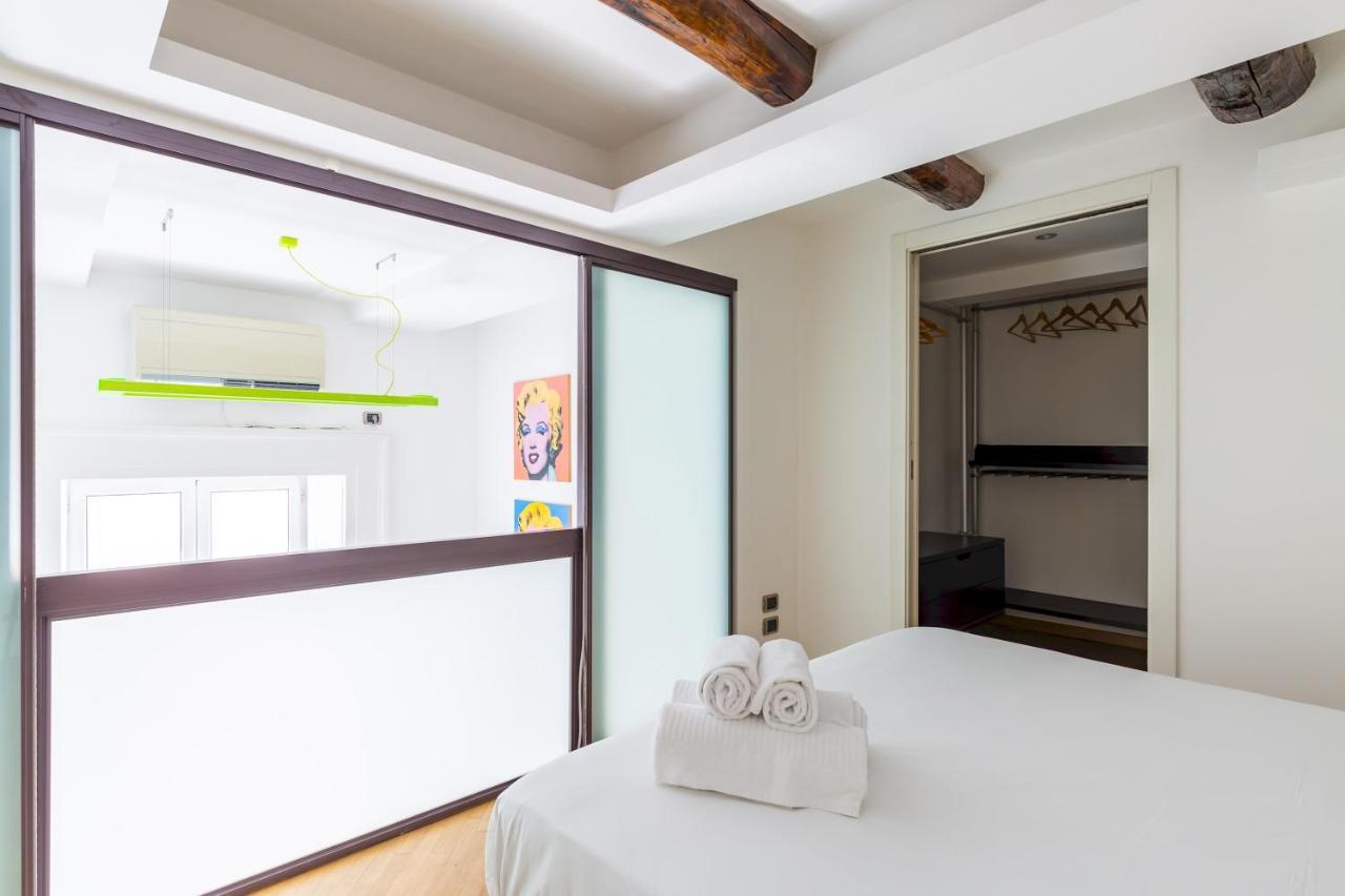 Design & Studio Duplex At National Museum Naples Exterior photo
